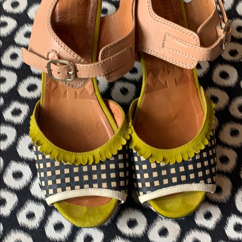 Chie Mihara peep-toe Heels
